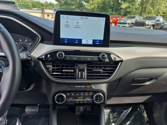 Certified 2022 Ford Escape SE w/ SE Sport Appearance Package AWD/4WD image 15