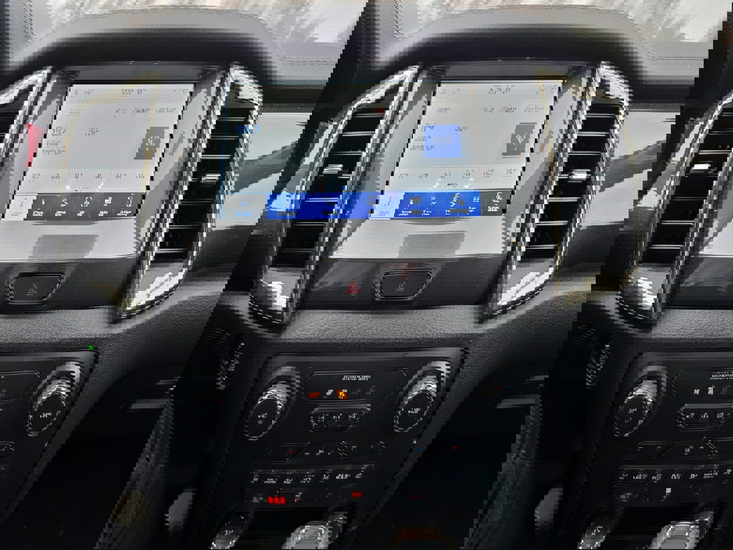 Certified 2021 Ford Ranger Lariat w/ Equipment Group 501A High image 11