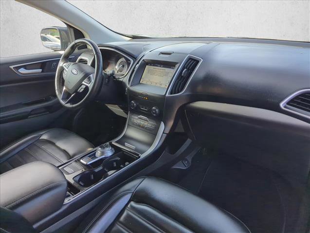 Certified 2019 Ford Edge SEL w/ Equipment Group 201A image 25