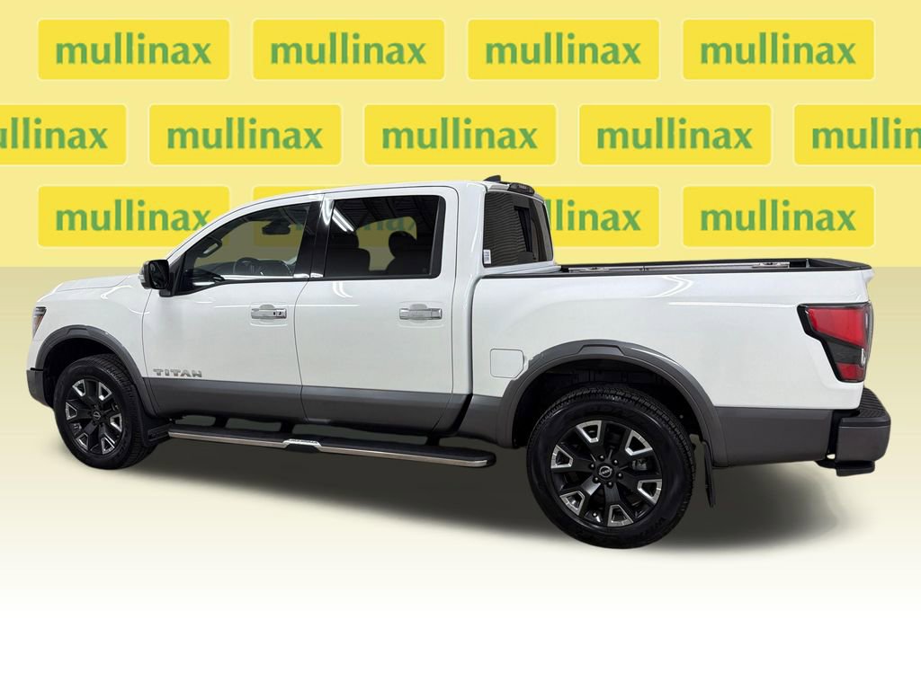 Used 2024 Nissan Titan Platinum Reserve w/ Moonroof Package AWD/4WD image 13