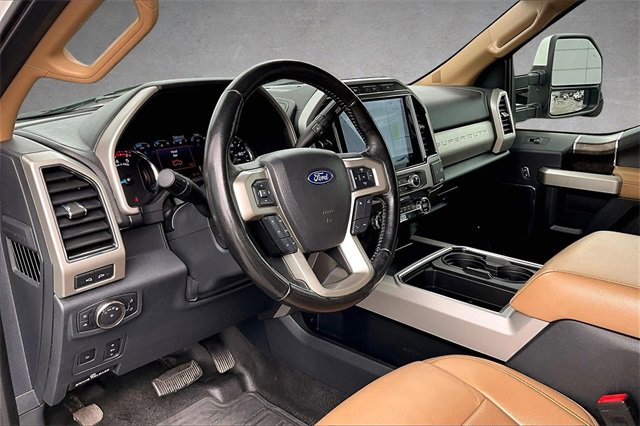 Certified 2022 Ford F250 Lariat w/ Lariat Ultimate Package image 12