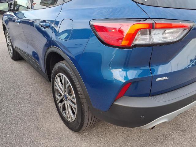 Certified 2022 Ford Escape SEL AWD/4WD image 17