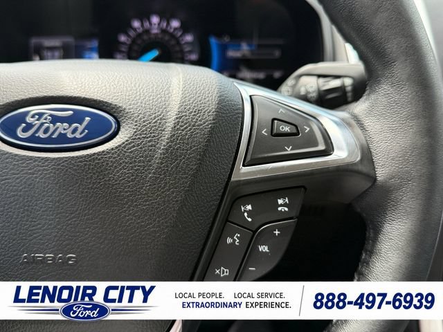 Certified 2022 Ford Edge Titanium AWD/4WD image 21