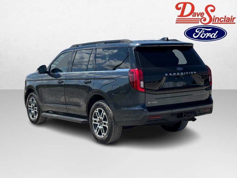 Certified 2025 Ford Expedition Active AWD/4WD image 9