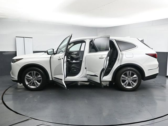 Used 2023 Acura MDX SH-AWD image 33