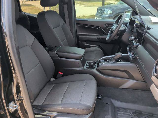 Used 2023 Chevrolet Colorado Trail Boss AWD/4WD image 16