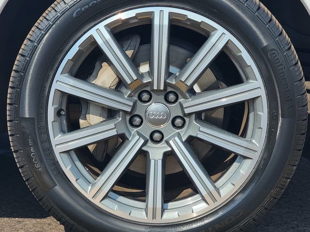 Used 2018 Audi Q7 3.0T Prestige w/ Prestige Package AWD/4WD image 16