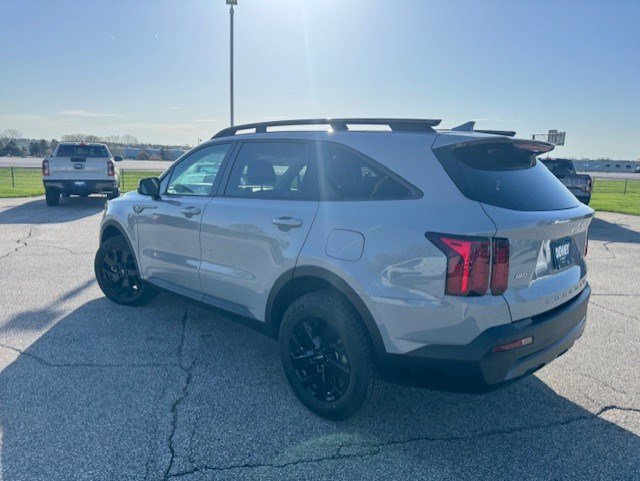 Used 2022 Kia Sorento S w/ Panoramic Sunroof Package AWD/4WD image 7