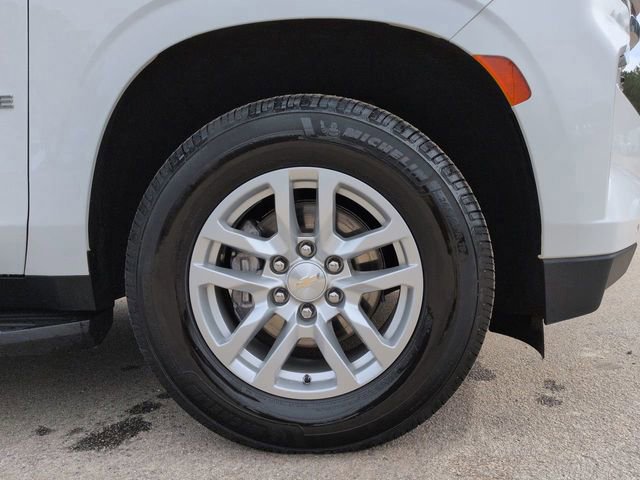 Used 2022 Chevrolet Tahoe LT w/ Luxury Package image 10