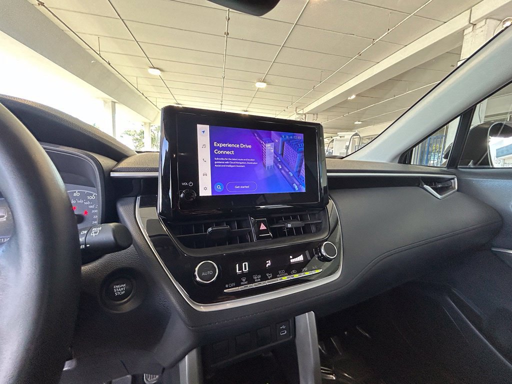 Used 2024 Toyota Corolla Cross LE FWD image 12