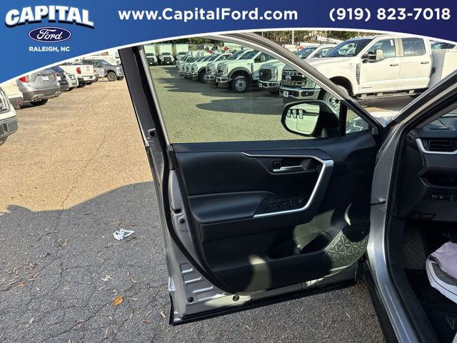 Used 2024 Toyota RAV4 XLE image 19