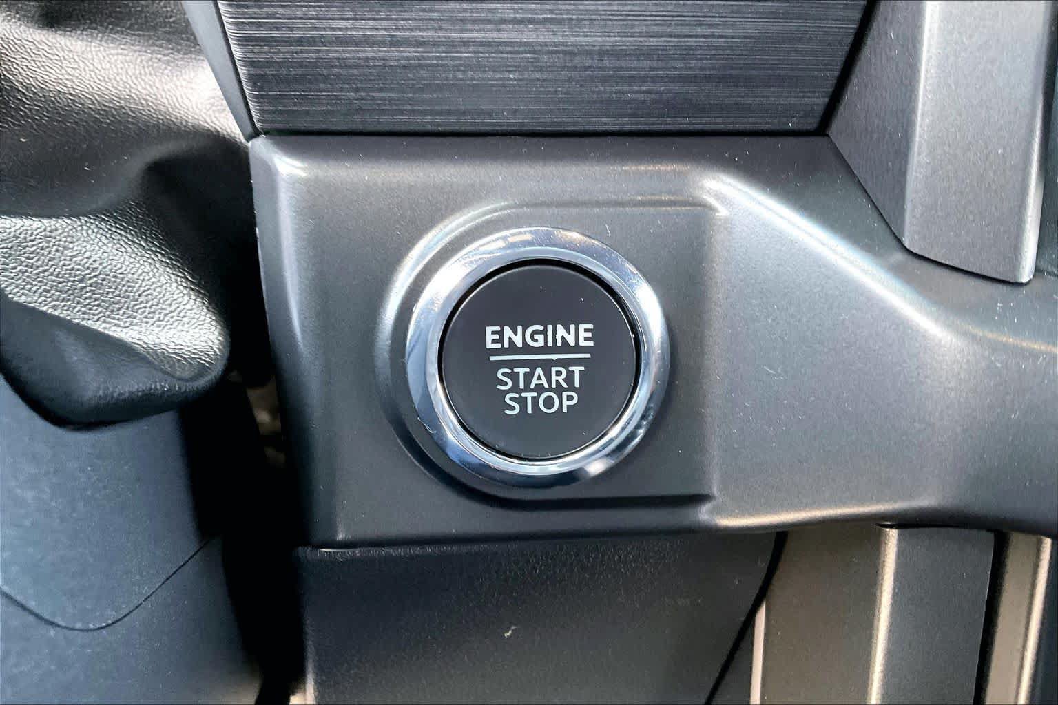 Certified 2024 Ford F150 XLT w/ Equipment Group 302A MID AWD/4WD image 32