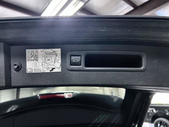 Used 2024 Toyota Highlander XLE FWD image 25