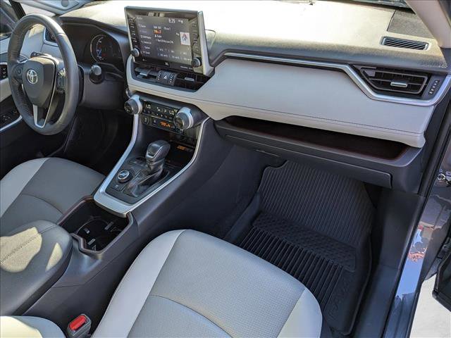 Used 2022 Toyota RAV4 Limited AWD/4WD image 20