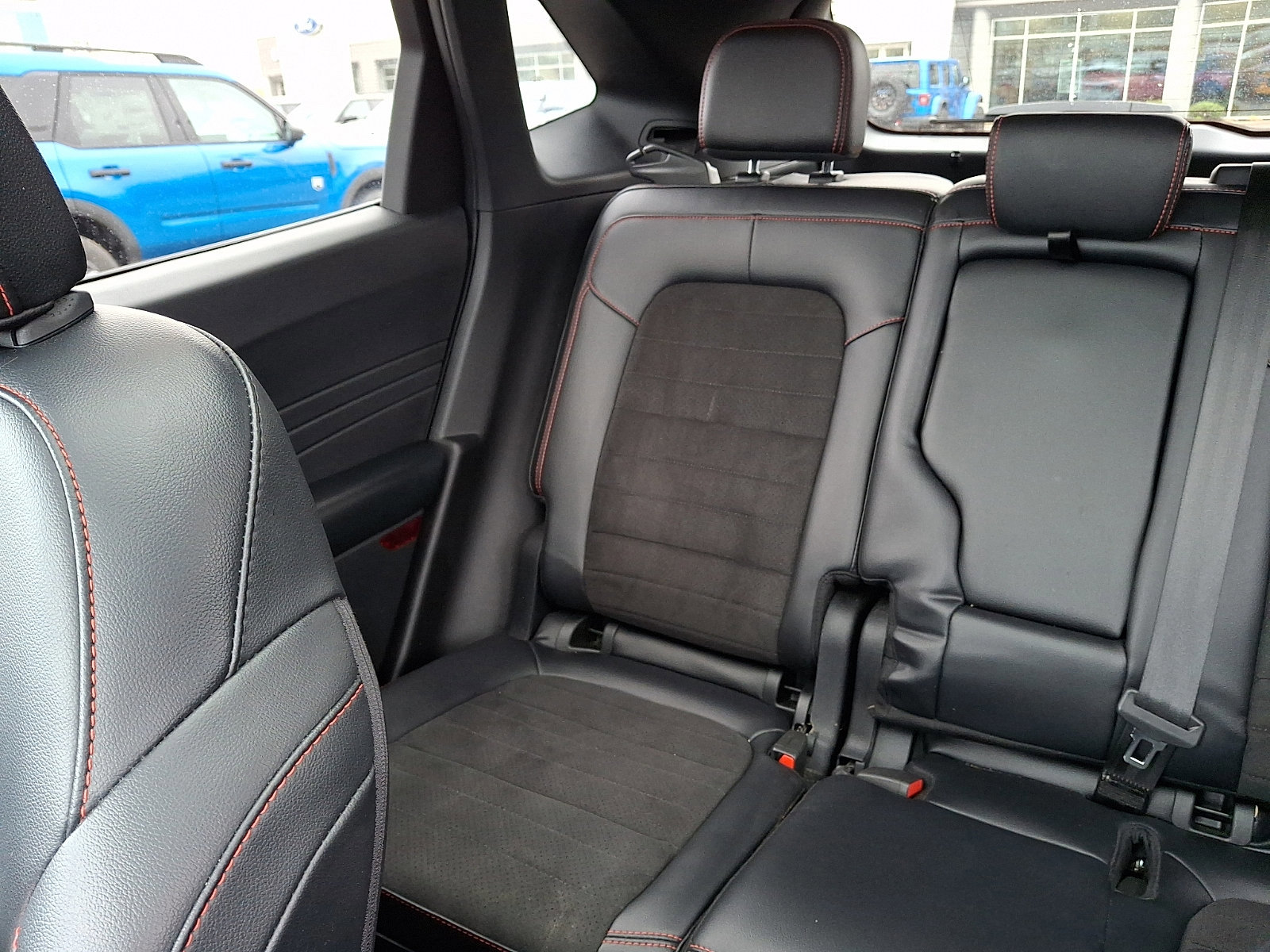 Certified 2022 Ford Escape SEL w/ SEL Stealth AWD Package image 18