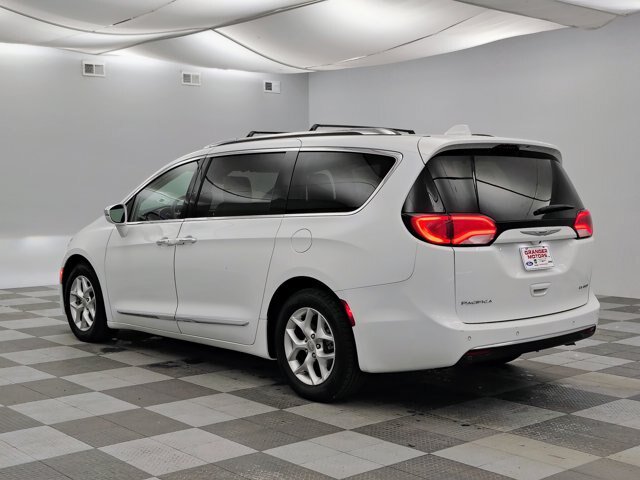 Used 2020 Chrysler Pacifica Limited FWD image 8