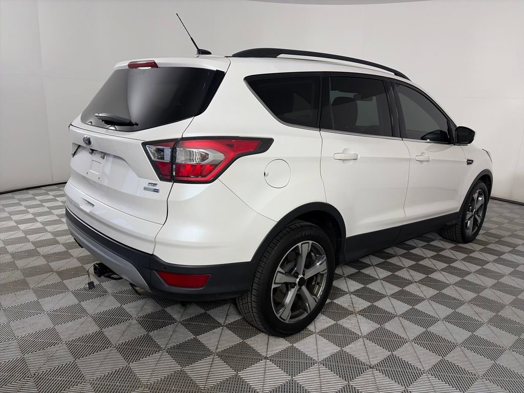 Certified 2017 Ford Escape SE w/ SE Leather Comfort Package image 4