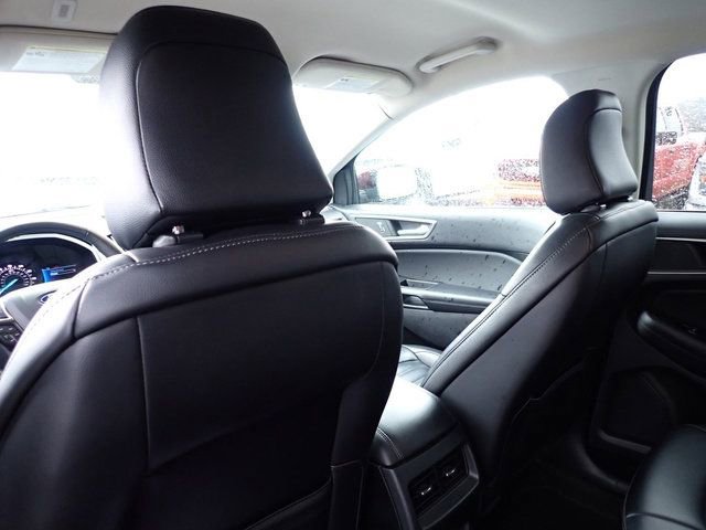 Certified 2024 Ford Edge SEL AWD/4WD image 16