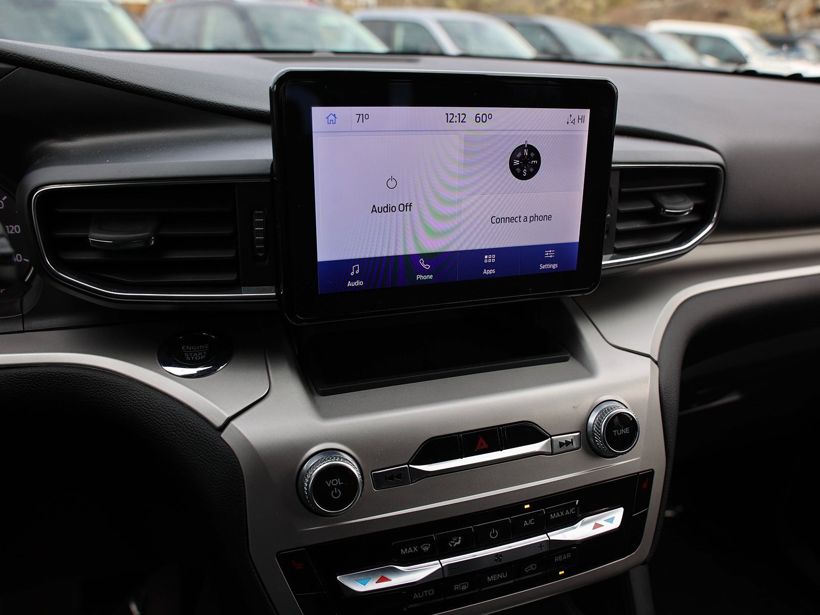 Certified 2022 Ford Explorer XLT w/ Equipment Group 202A image 26