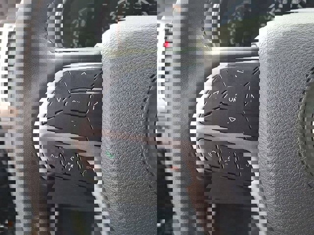 Used 2021 Jeep Grand Cherokee Laredo X image 21