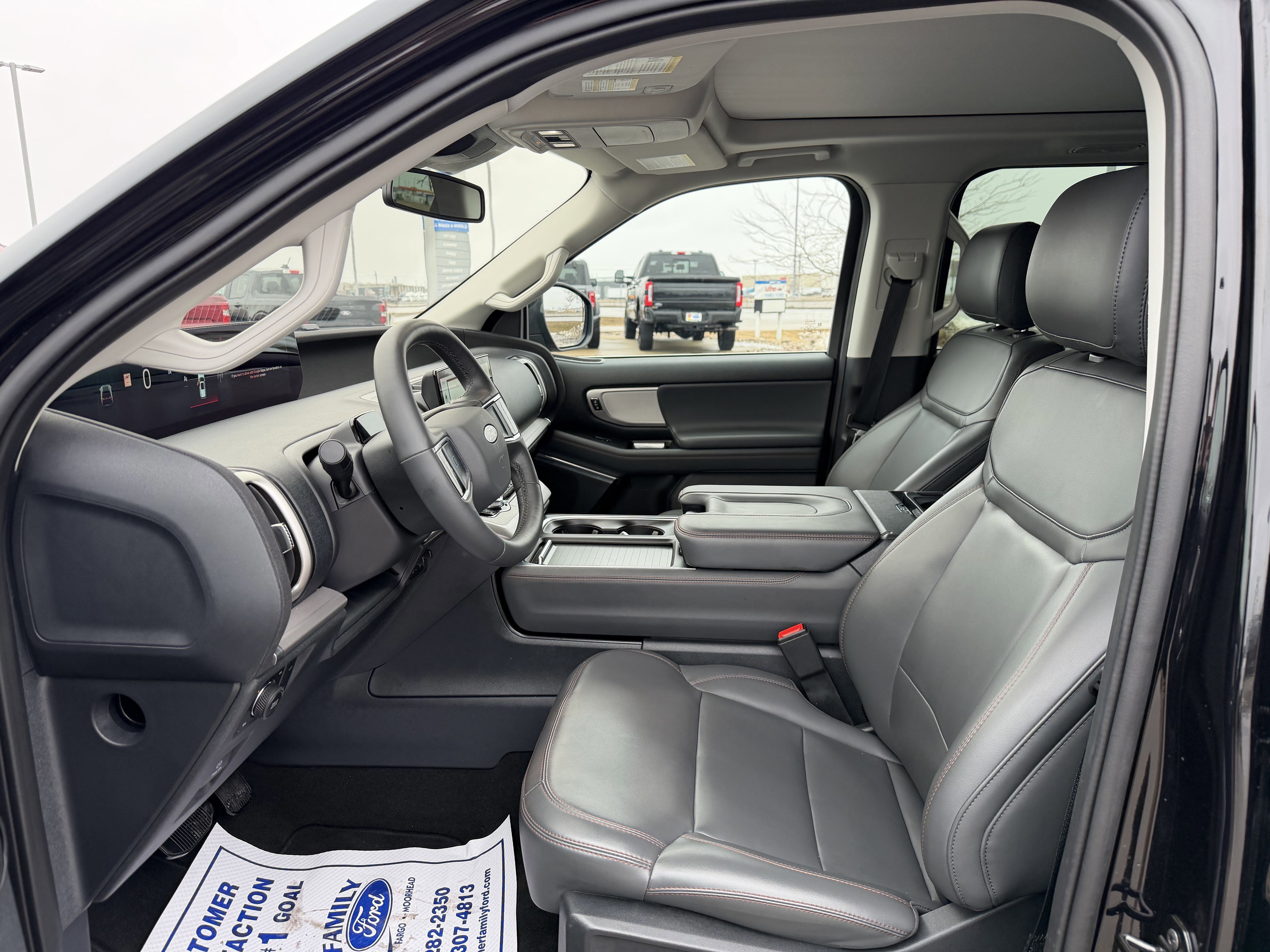 Certified 2025 Ford Expedition Active image 18