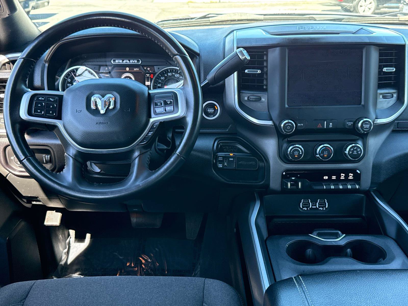 Used 2022 RAM 2500 Big Horn w/ Night Edition AWD/4WD image 7
