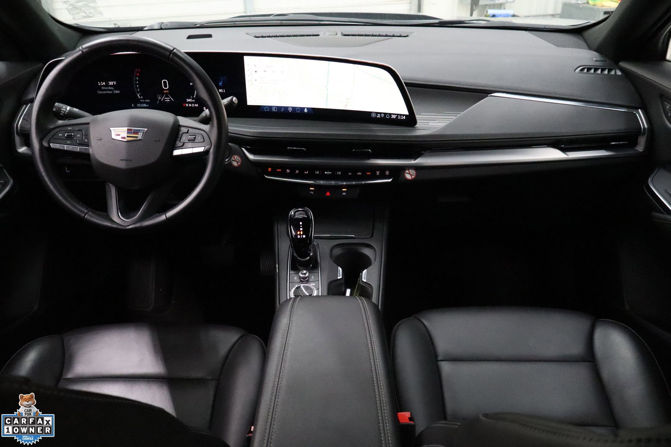 Used 2025 Cadillac XT4 Premium Luxury image 29