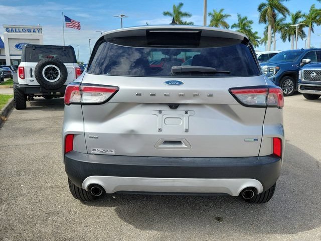 Certified 2020 Ford Escape SE AWD/4WD image 5