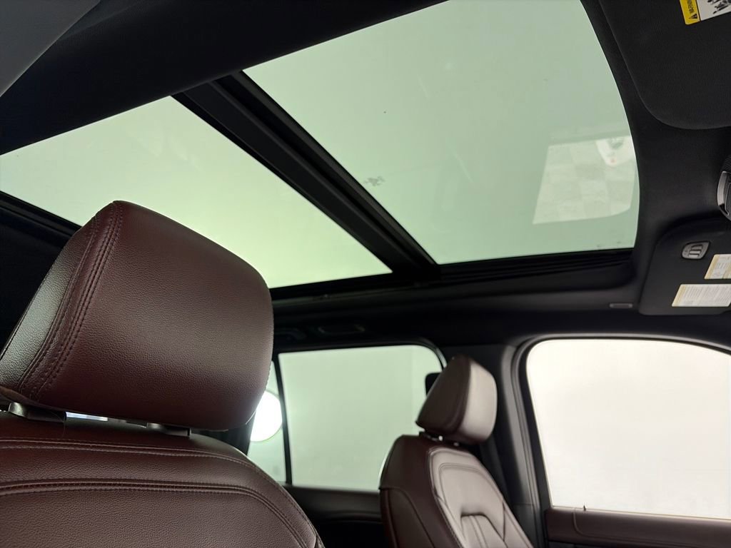 Certified 2022 Ford Expedition Max Limited image 33