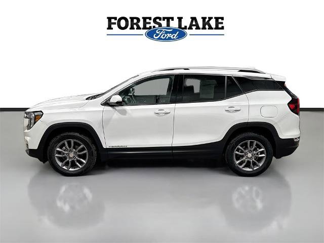Used 2024 GMC Terrain SLT image 4
