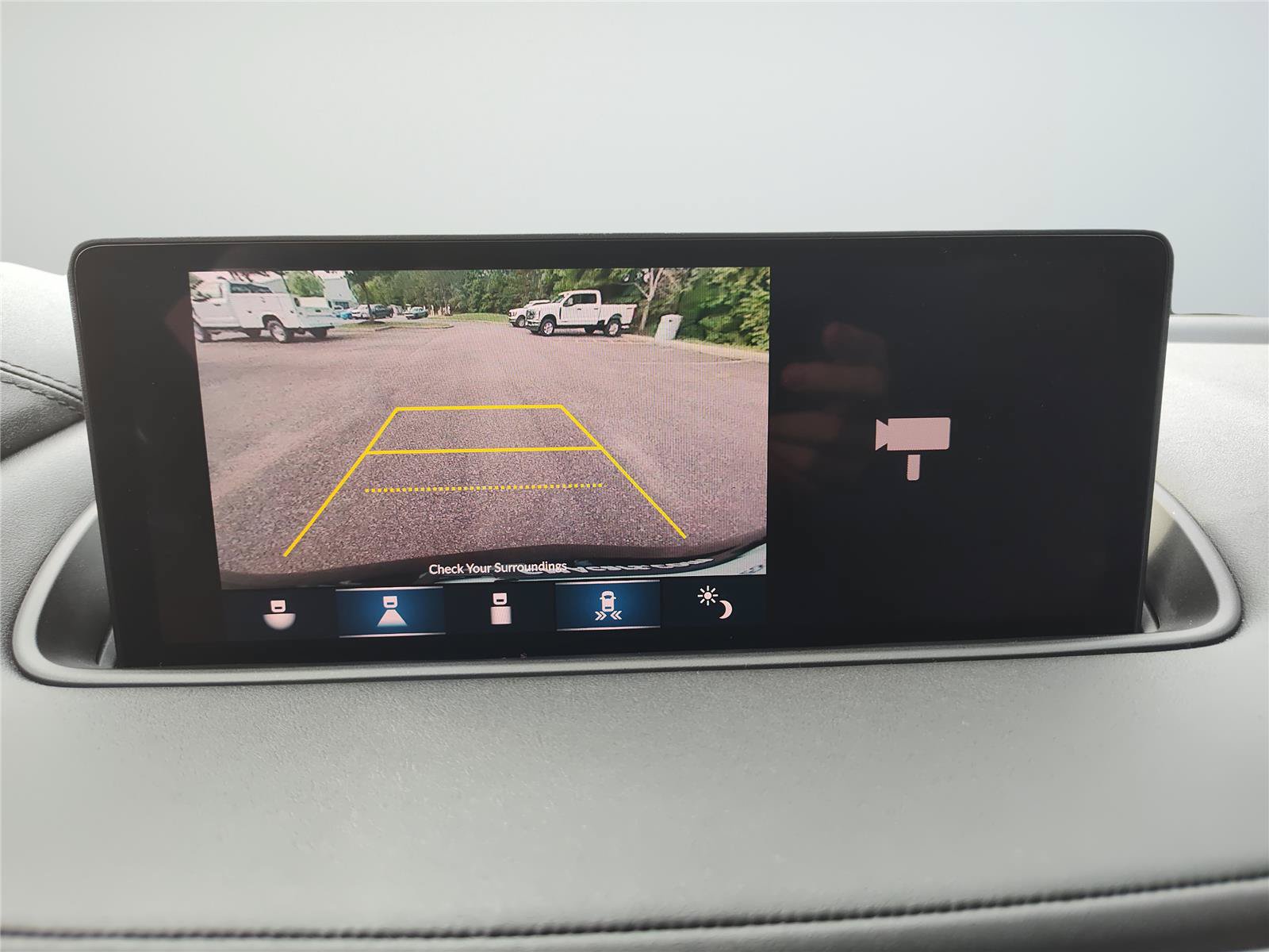 Used 2024 Acura MDX SH-AWD w/ Technology Package image 16