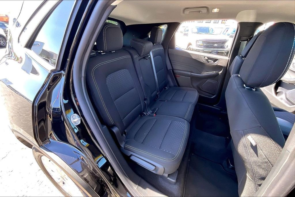 Certified 2024 Ford Escape Active AWD/4WD image 26