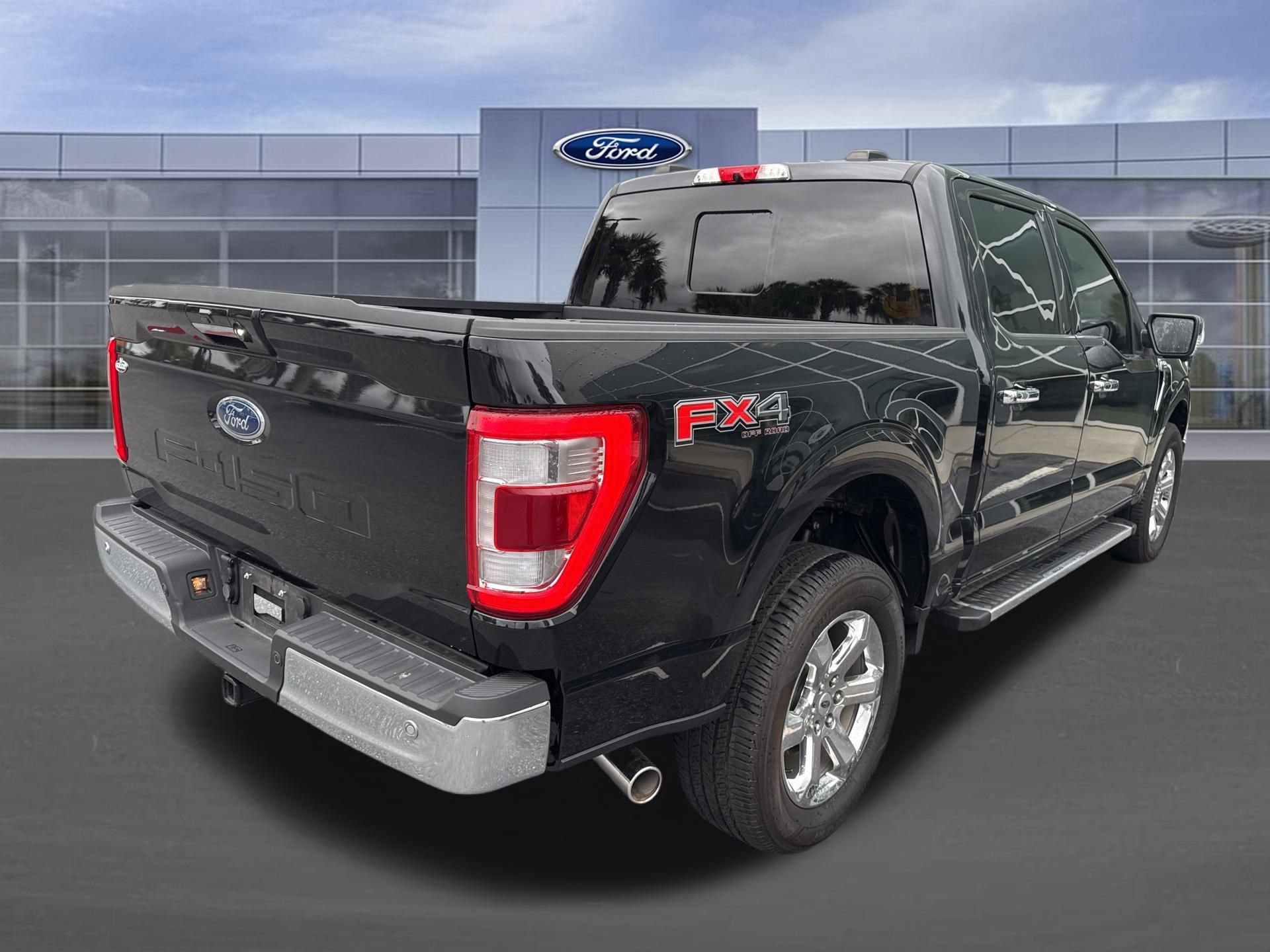 Certified 2022 Ford F150 Lariat AWD/4WD image 4