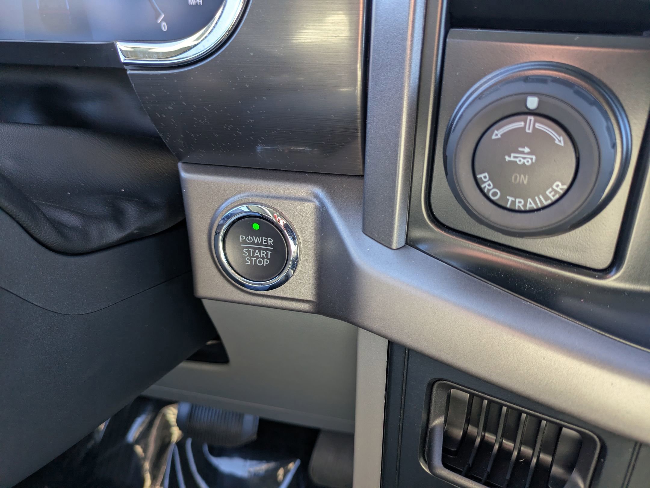 Certified 2024 Ford F150 Lightning XLT image 21