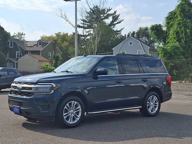 Certified 2023 Ford Expedition XLT AWD/4WD image 3