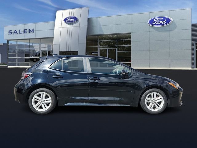 Used 2022 Toyota Corolla SE image 2