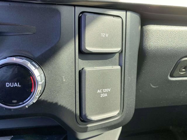 Certified 2024 Ford F250 Lariat w/ Lariat Ultimate Package image 37