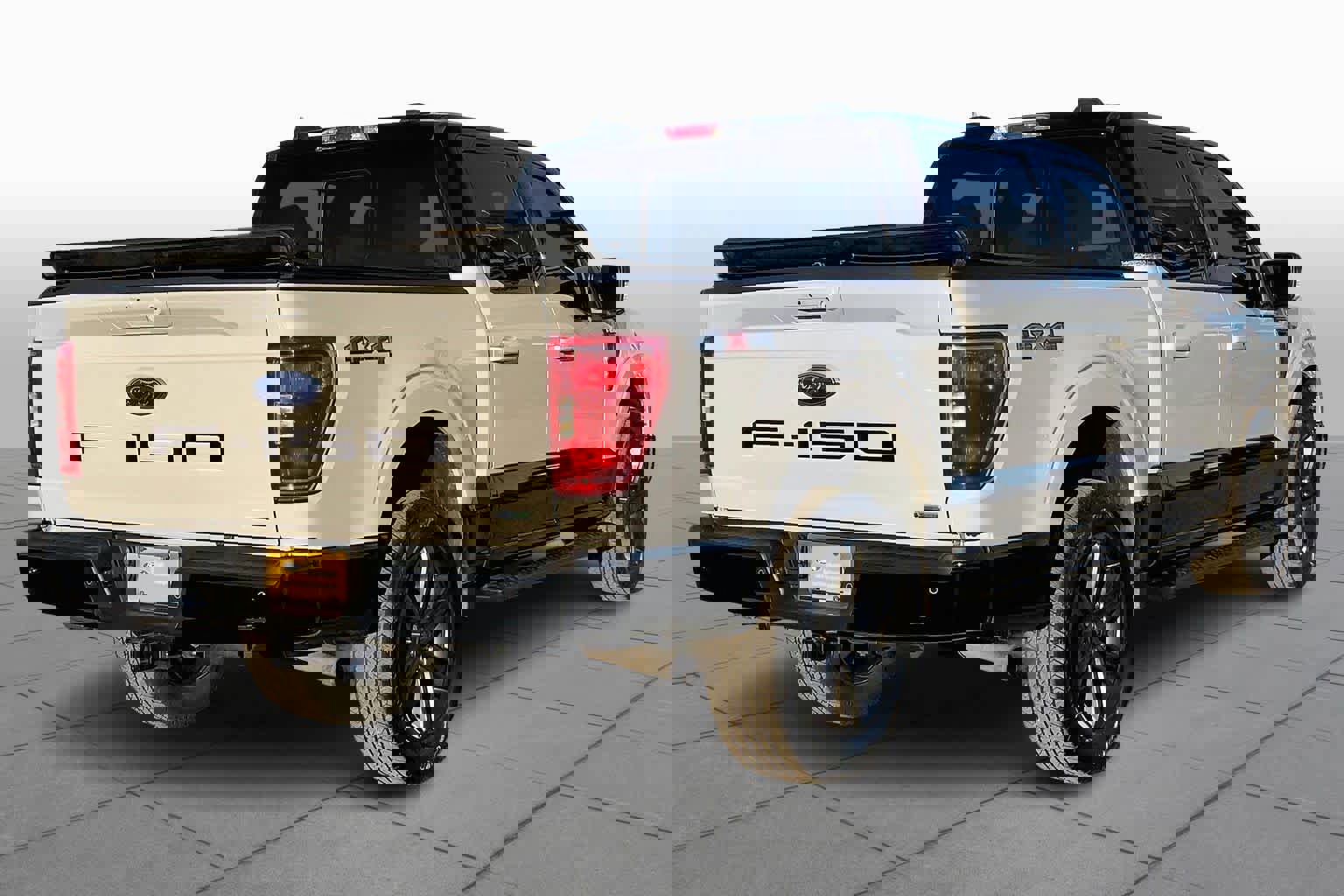 Certified 2023 Ford F150 Lariat image 3