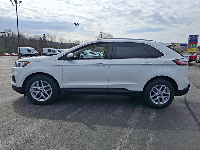 Certified 2023 Ford Edge SEL w/ Convenience Package image 2