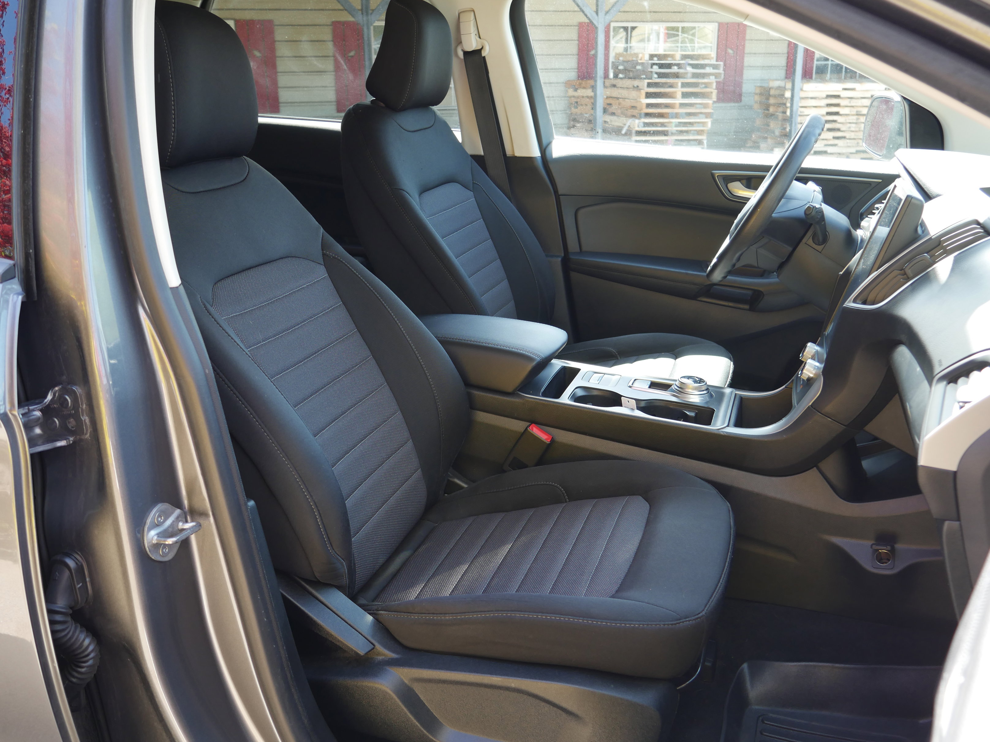 Certified 2022 Ford Edge SE w/ Black Appearance Package AWD/4WD image 25
