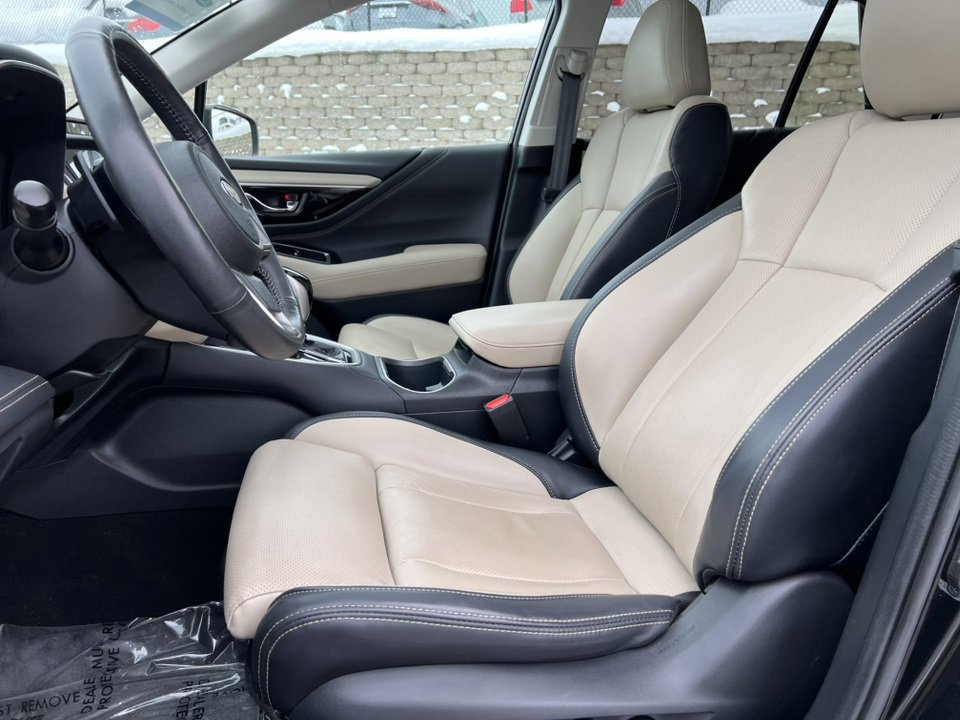 Used 2023 Subaru Outback Limited image 9
