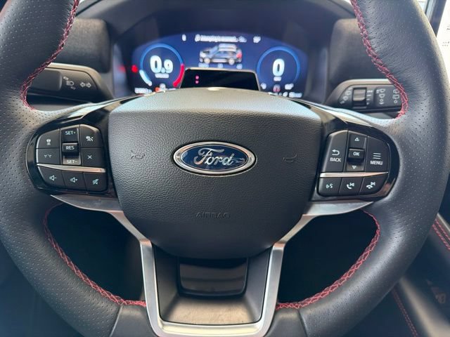 Certified 2025 Ford Explorer ST-Line AWD/4WD image 29
