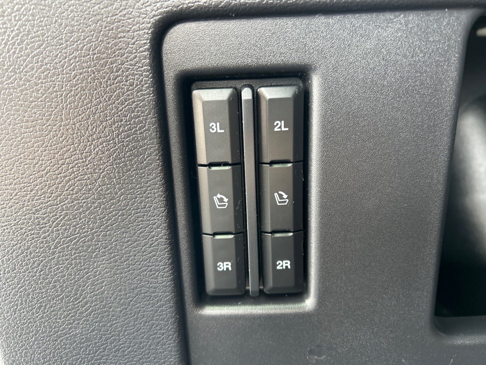 Certified 2022 Ford Expedition Limited AWD/4WD image 18