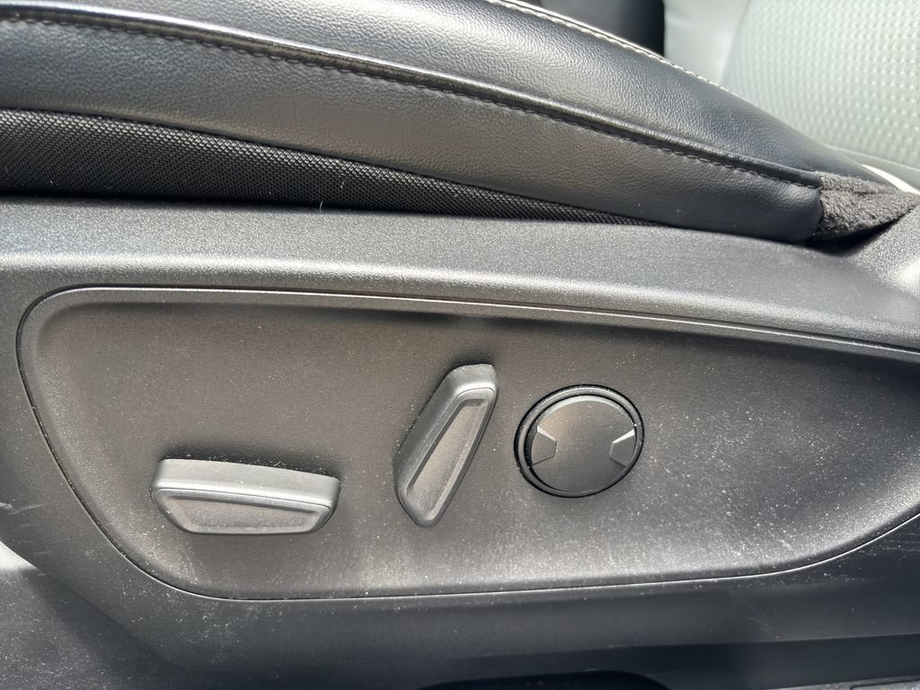 Certified 2023 Ford Escape SE FWD image 14