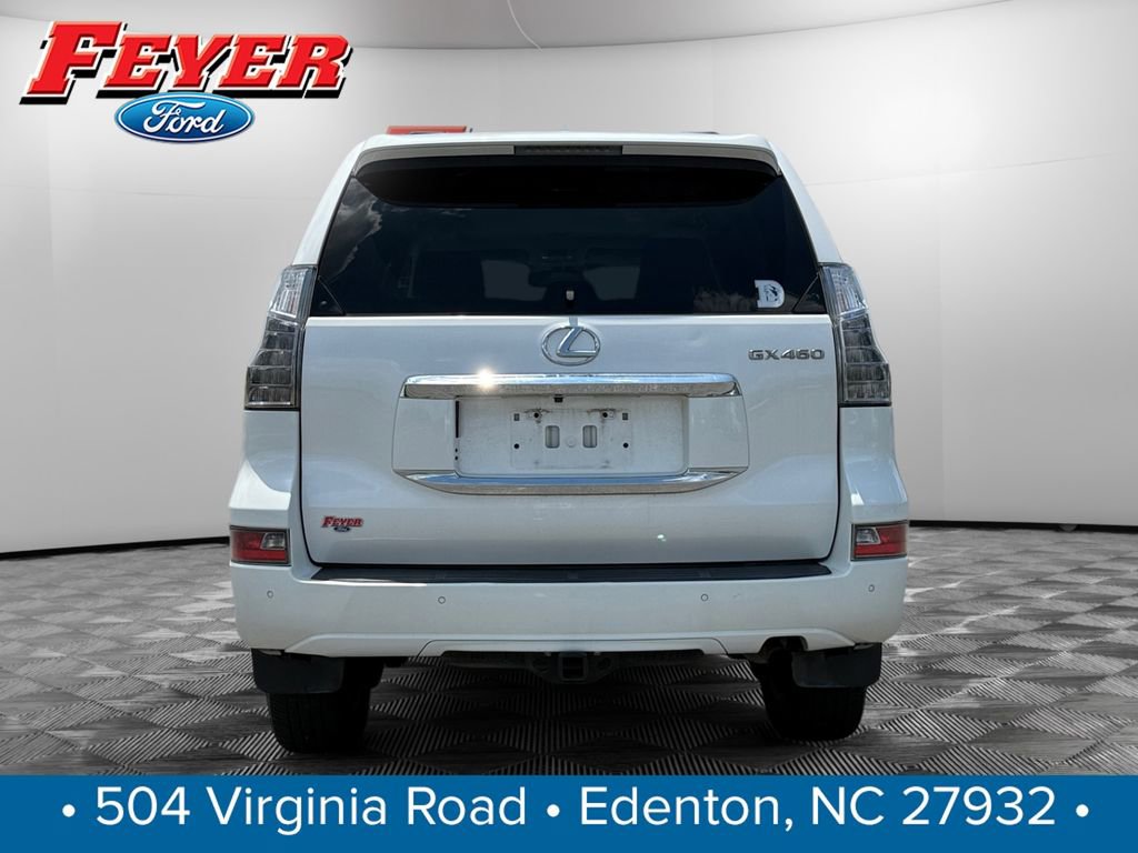 Used 2017 Lexus GX 460 Luxury w/ Preferred Accessory Package AWD/4WD image 4