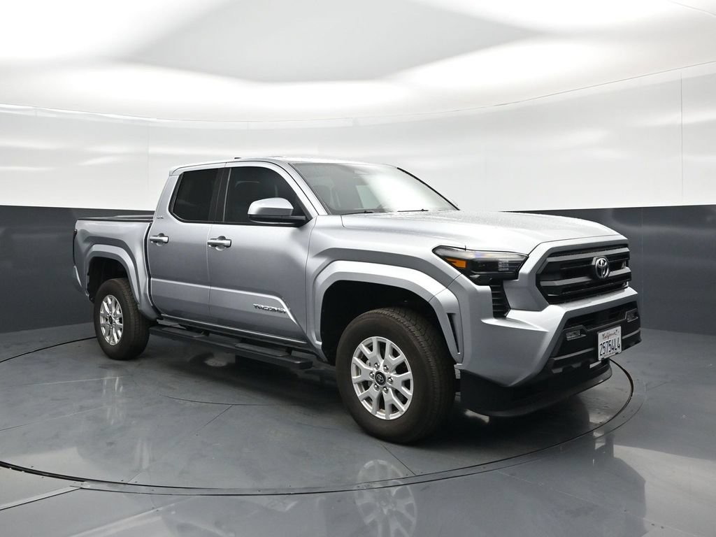 Used 2026 Toyota Tacoma SR5 RWD image 19