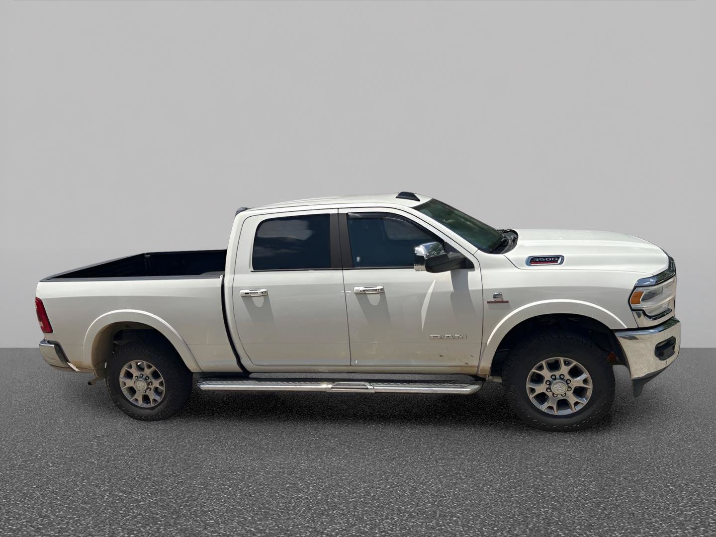 Used 2022 RAM 3500 Laramie AWD/4WD image 7