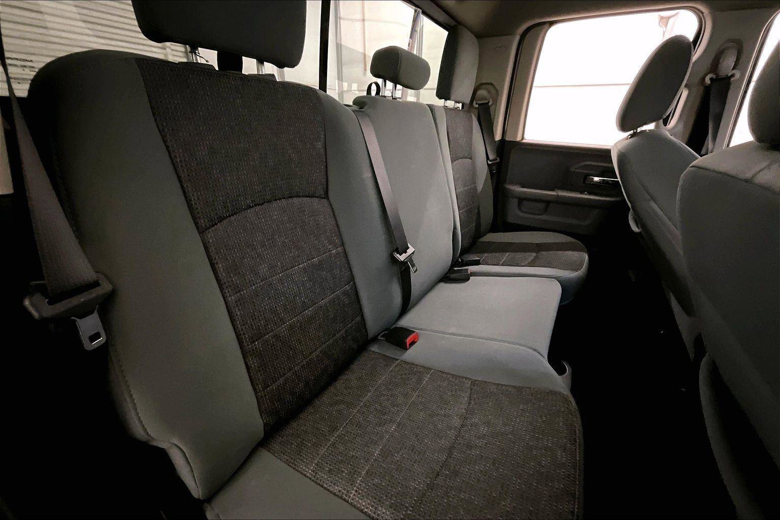 Used 2019 RAM 1500 Classic Warlock image 26