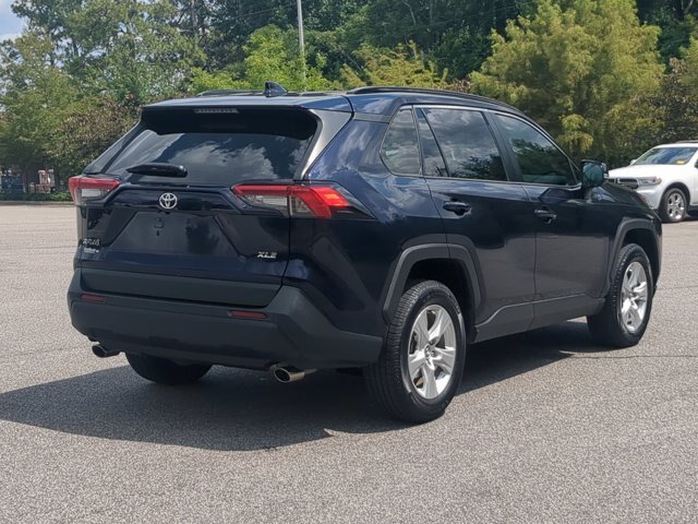 Used 2021 Toyota RAV4 XLE FWD image 4