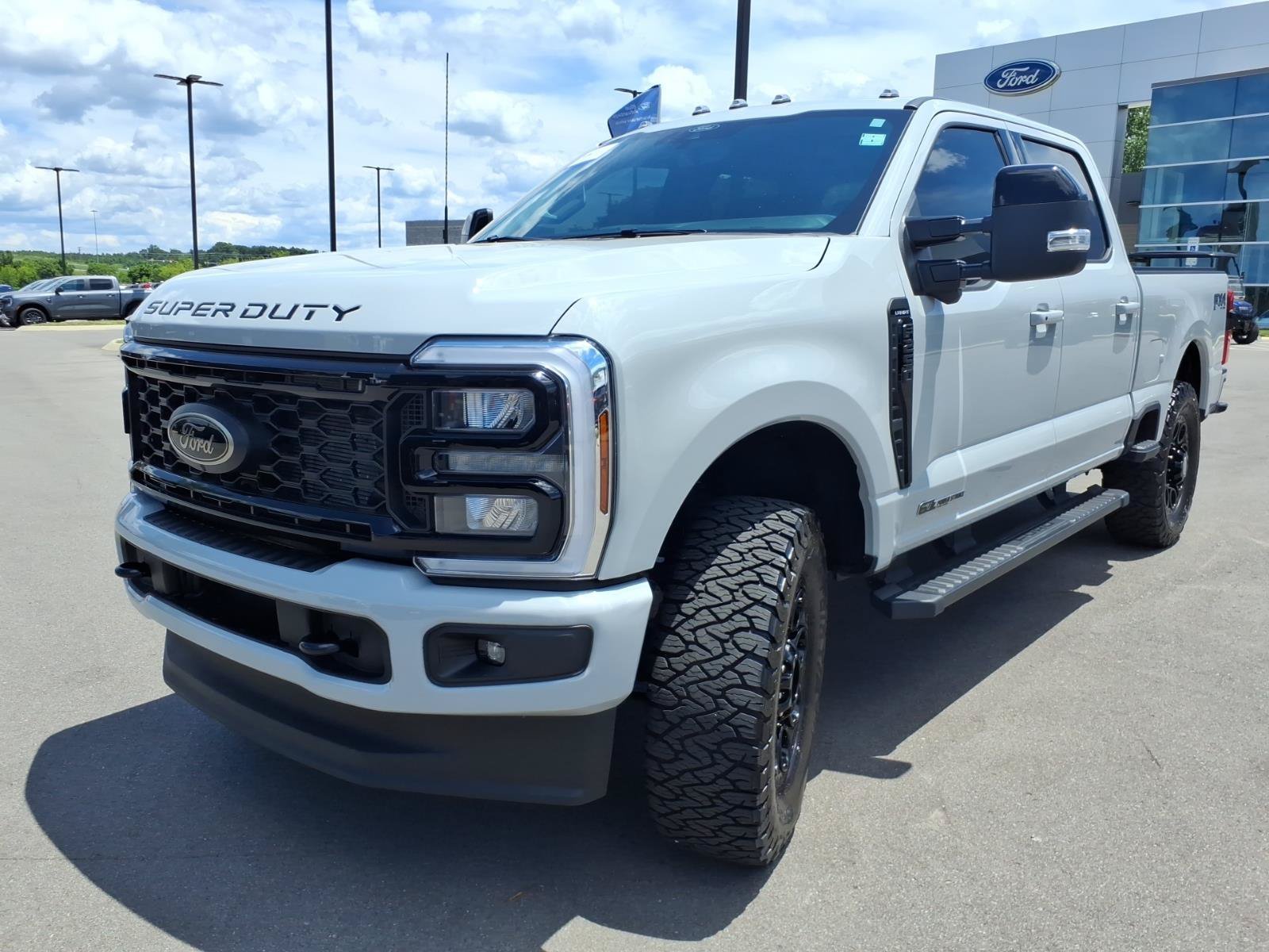 Certified 2025 Ford F250 Lariat w/ Black Appearance Package AWD/4WD image 7